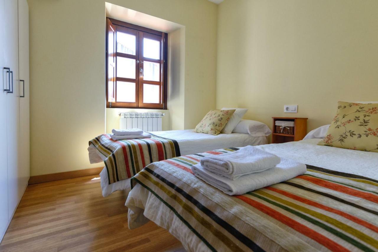 Apartamento Mirando Llanes A B C Exterior foto